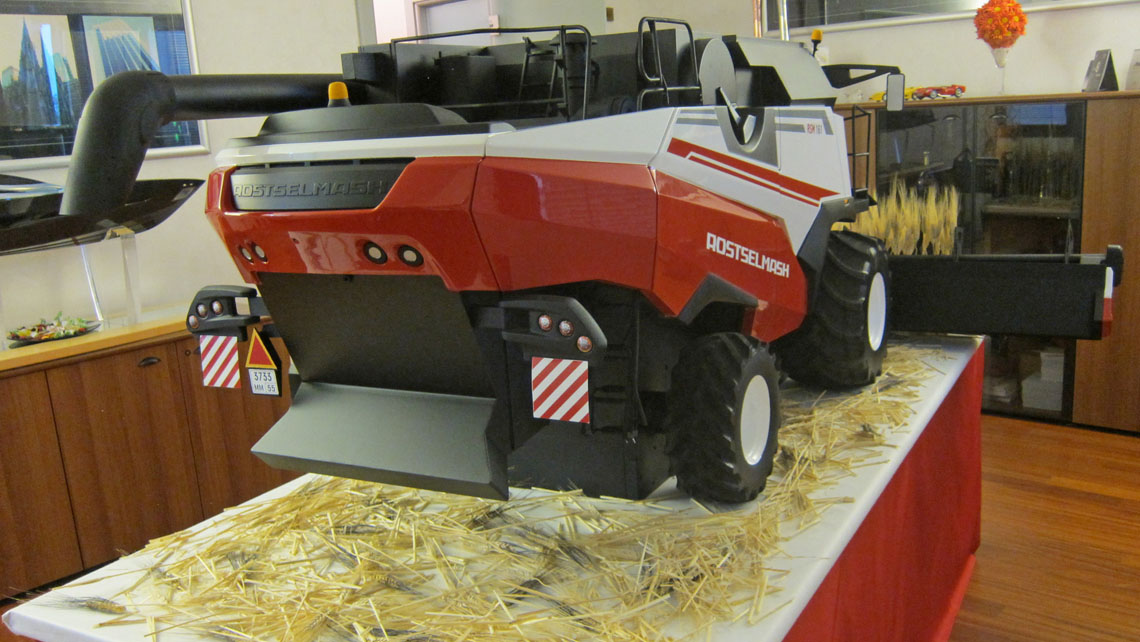 AMV Design Rostselmash rsm 161 mockup machine
