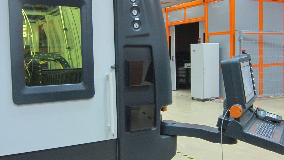 AMV Design Ruch servomotor LaserCut 3015 prototipo 5