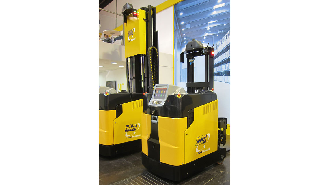 AMV Design Empilhadeira com guia laser AGV Skilled 800 Euroimpianti