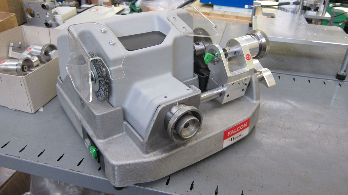AMV Design Falcon Key cutting machine - Keyline