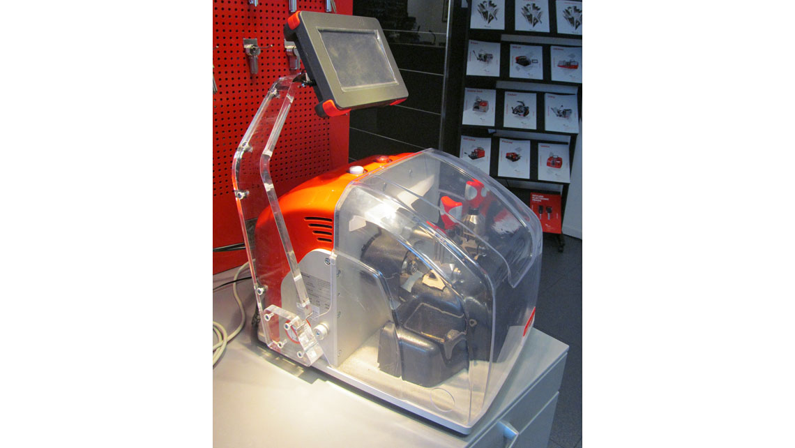 AMV Design Ninja Key cutting machine - Keyline