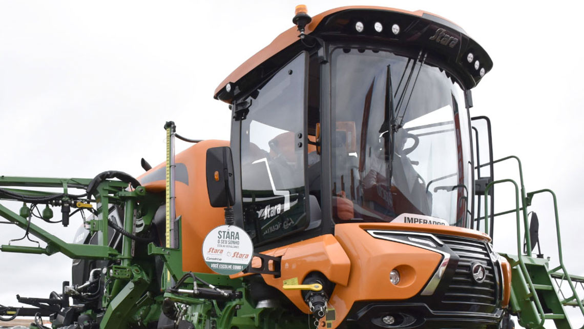 AMV Design - Stara Imperador cabina per macchina agricola