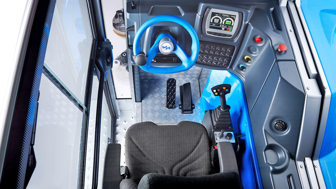AMV Design WM Ice-resurfacing machine Mammoth
